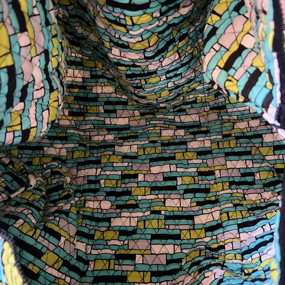 Vera Bradley Blue and Green Travel Bag with Quilted Cotton - Picture 3 of 14